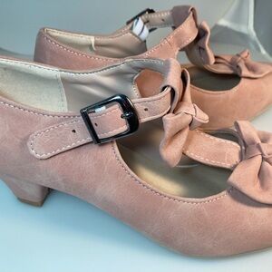 Pink T-Strap Heels with Bows, Faux Seude NEVER WORN